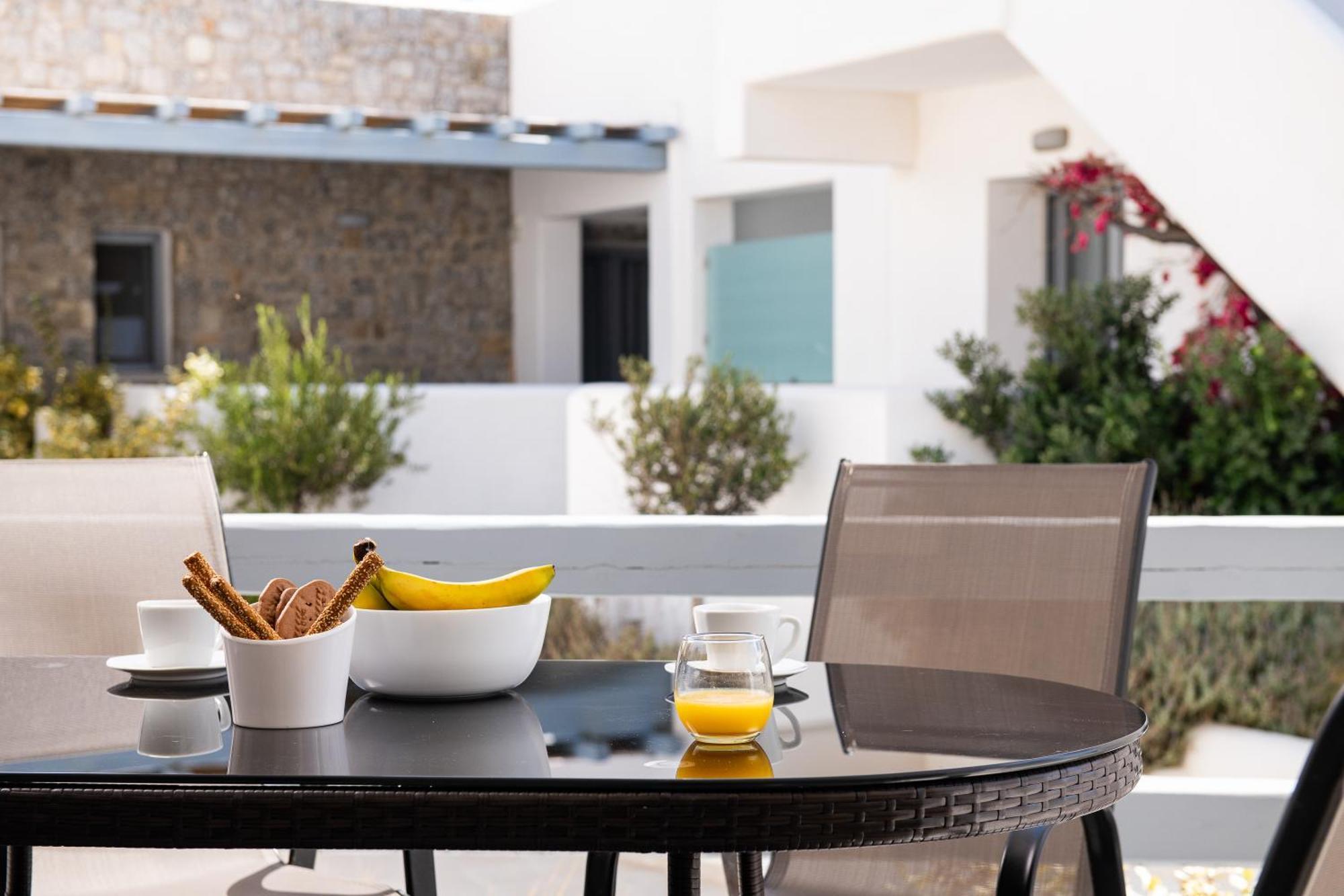 Hosting Moments Private Pool Holiday Home Ano Mera Eksteriør billede